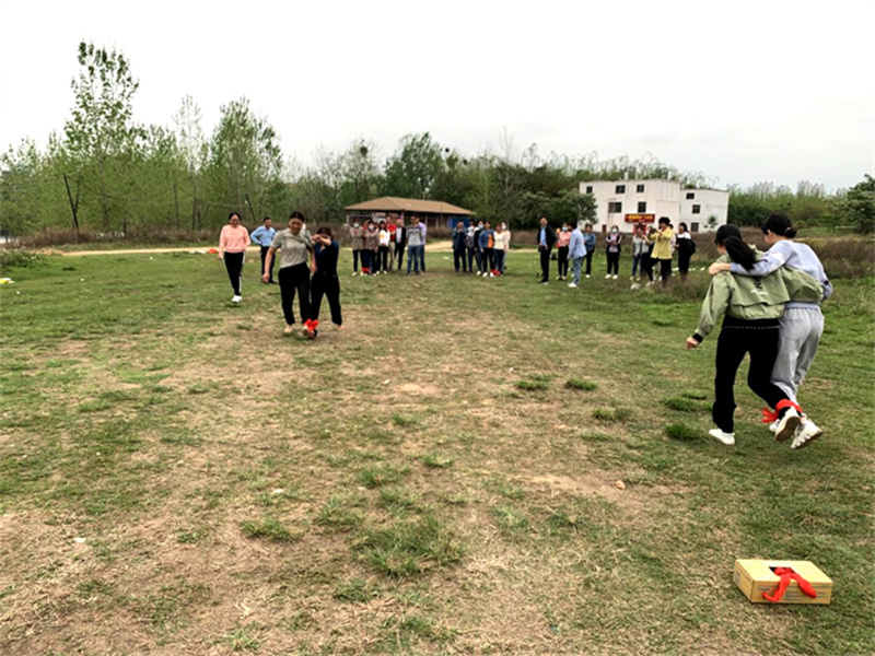 “赏春光?享美食”——江西VSport官网油茶科技有限公司春游记-03.jpg