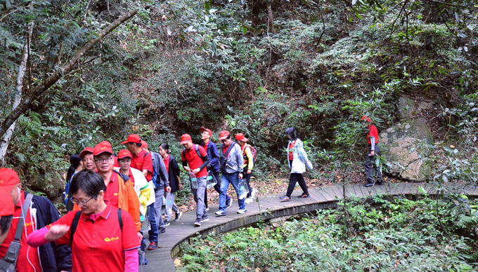 2021中国南酸枣旅游文化节&-VSport官网爬山节圆满落幕-4.jpg