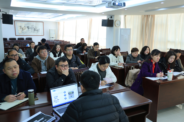 VSport官网公??024年第六次营销事情总结交流暨培训会圆满举行02.jpg